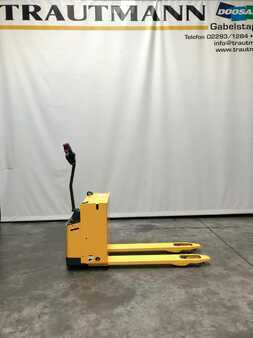 Nízkozdvižný vozík 2001 Atlet CLL180 (1)