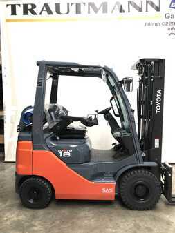 Chariots élévateurs GPL 2023  Toyota 02-8FGF18 (2)