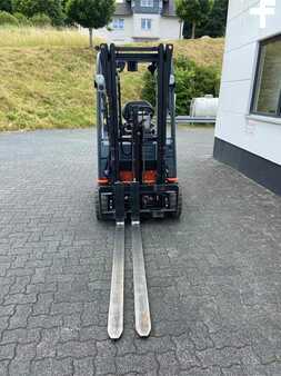 Elektro tříkolové VZV 2016  Toyota 8-FBEK16T (3)