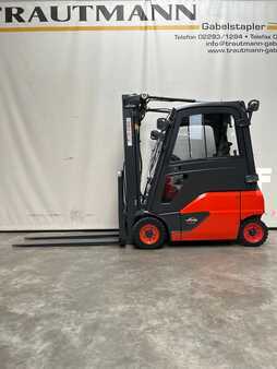 Chariots électriques à 4 roues 2019  Linde E16P-02 (2)