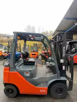 Gas truck 2021  Toyota 02-8 FGF15 (1)