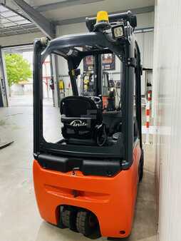 Linde E 16 C-02 Triplex Batterie Bj.21