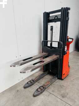 Hochhubwagen 2018  Linde L 12 Triplex Batterie Bj.25 (3)