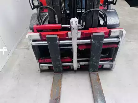 Dieselstapler  Linde H 35 D-02 EVO 3B Triplex Kabine ZVG (7)