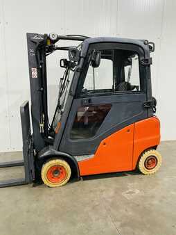 Treibgasstapler  Linde H 18 T-01 EVO Triplex Kabine (2)