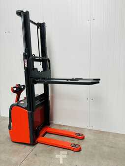 Hochhubwagen  Linde L 16 Batterie NEU (4)