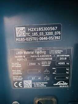 Treibgasstapler 2018  Linde H 25 T-02 EVO Triplex Kabine STVO ZVG (7)