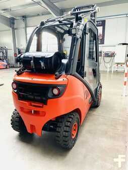 Treibgasstapler 2018  Linde H 25 T-02 EVO Triplex Kabine STVO ZVG (4)