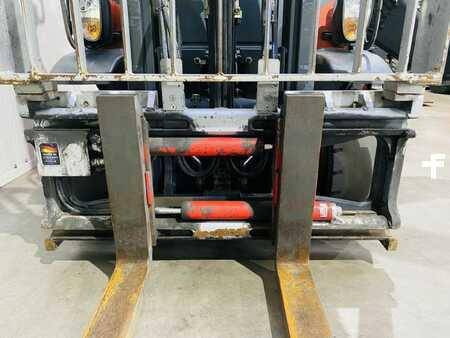 Dieselstapler  Linde H 25 D-02 EVO Kabine STVO (10)