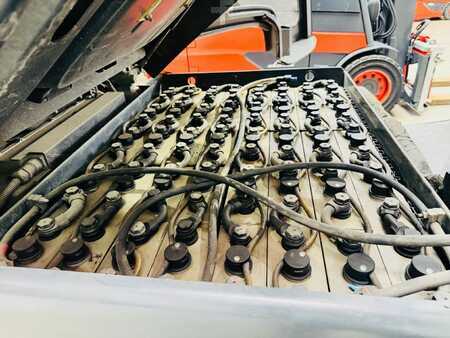 Elektro 4 Rad 2016  Linde E 30 H-01/600 Triplex Kabine STVO (9)