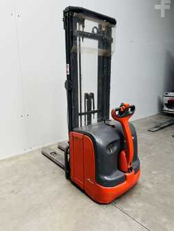 Hochhubwagen  Linde L 16 Triplex (1)