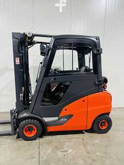 Treibgasstapler  Linde H 20 T-01 EVO Triplex Kabine (2)