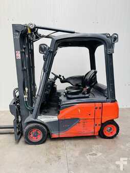 Elektro čtyřkolový VZV 2016  Linde E 16 P-02 EVO Triplex (2)