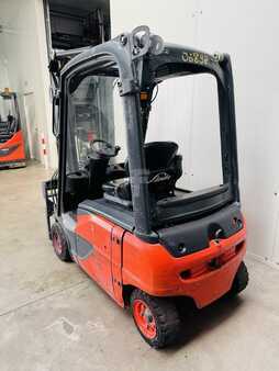 Elektro čtyřkolový VZV 2016  Linde E 16 P-02 EVO Triplex (3)