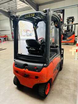 Elektro čtyřkolový VZV 2016  Linde E 16 P-02 EVO Triplex (4)