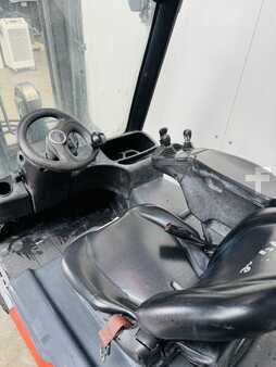 Elektro čtyřkolový VZV 2016  Linde E 16 P-02 EVO Triplex (5)