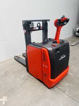 Hochhubwagen 2009  Linde L 12 L Initialhub (1)