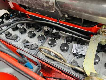 Stapelaars 2017  Linde D 12 APi Batterie Bj.22 (8)