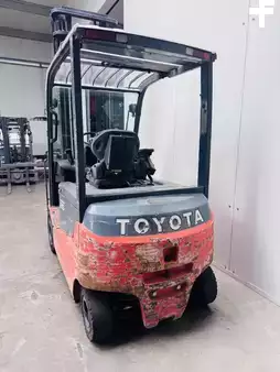 Elektro 4 Rad  Toyota 8FBMT25-10414 (3)