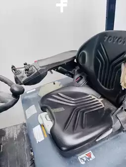 Elektro 4 Rad  Toyota 8FBMT25-10414 (4)