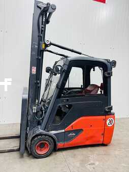 Elektro 3 Rad  Linde E 20 L-02 EVO Triplex Kabine (2)