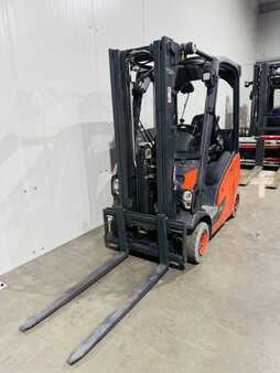 Treibgasstapler  Linde H 16 T-01 EVO Triplex STVO (1)