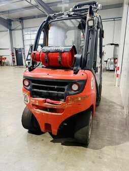 Treibgasstapler 2017  Linde H 25 T-02 EVO Triplex Kabine STVO ZVG (4)