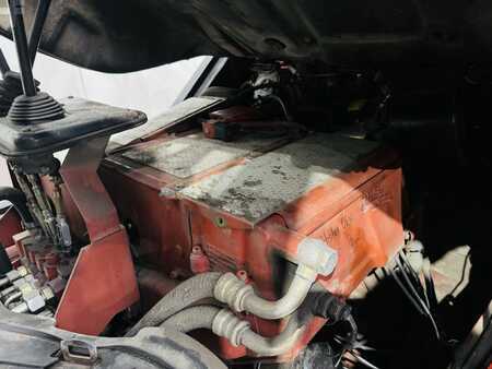 Treibgasstapler  Linde H 30 T Triplex BR351 (9)