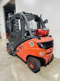 Treibgasstapler  Linde H 30 T-02 EVO Triplex STVO ZVG (3)