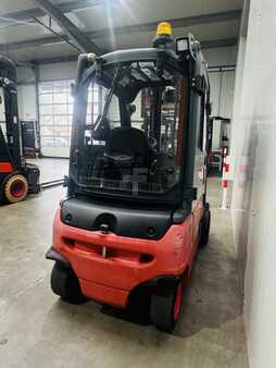 Elektro 4 Rad  Linde E 20 PL-02 EVO Triplex Kabine (4)