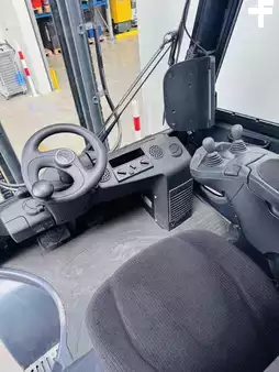 Wózki gazowe 2020  Linde H 45 T-02 EVO Zinkenverstellgerät (6)