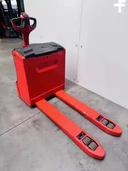 Transpalettes électriques 2021  Linde T 16 (3)