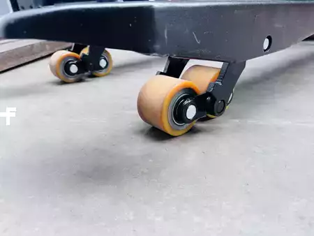 Nízkozdvižný vozík 2026  EP Equipment EP F4  Niederhubwagen NEU (6)