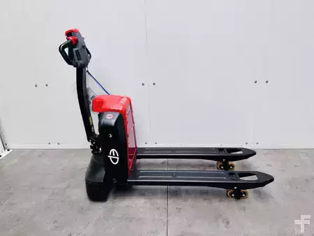 Nízkozdvižný vozík 2026  EP Equipment EPL 185 NEU 1800kg (3)