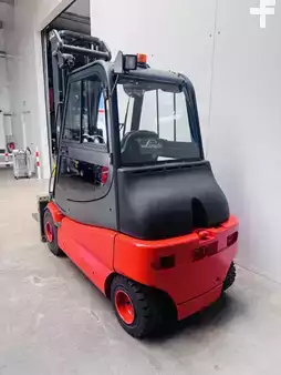 Elektro 4 Rad 2011  Linde E 30 - 03 S Triplex Kabine ZVG (3)
