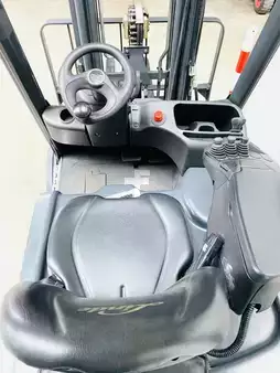 Sähkö - 3 pyör 2021  Linde E 20 L-02 EVO Triplex (3)