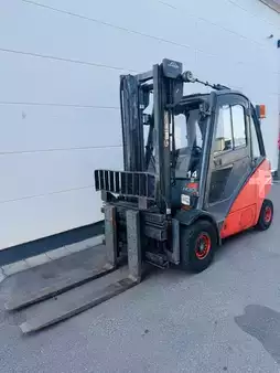 Dieseltrukki 2003  Linde H 30 D Kabine STVO nur Export (1)