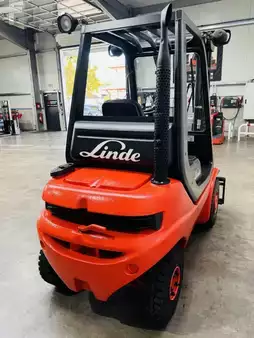 Dieselstapler  Linde H 25 D-03 original 2126h (4)