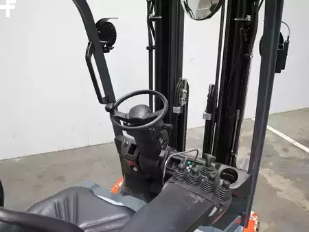 Eléctrico - 4 rodas 2018  Toyota 8FBM20T (4)