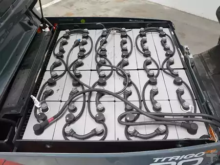 Eléctrico - 4 rodas 2018  Toyota 8FBM20T (5)