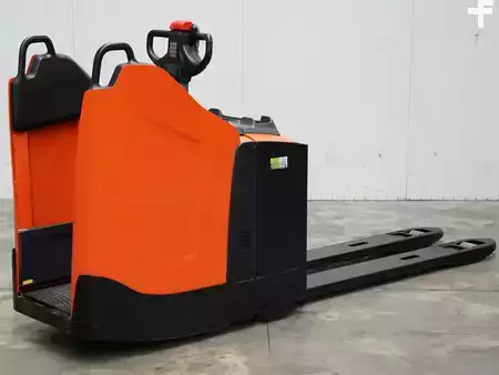 Niederhubwagen 2015  BT LPE200 (3)