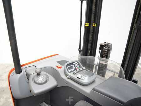 Reachtrucks 2016  BT RRE140B (4)
