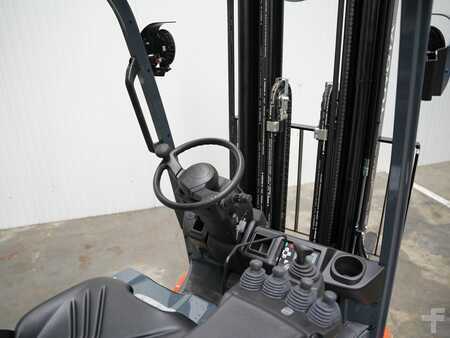 Eléctrico - 3 rodas 2024  Toyota 8FBEK18T (4)