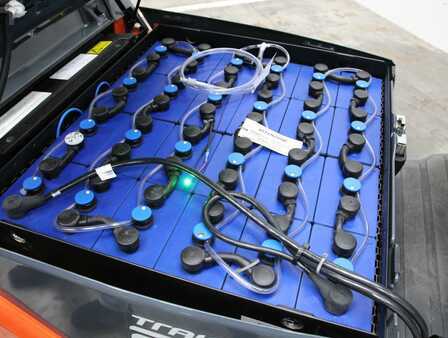 Carrelli elettrici 4 ruote 2024  Toyota 8FBM20T (5)