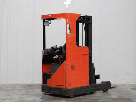 Reach Trucks 2010  BT RRE140M (3)