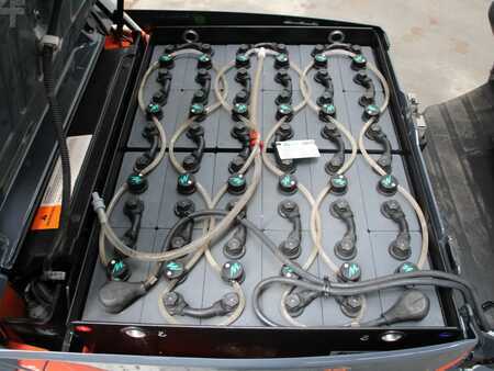 Chariots électriques à 3 roues 2020  Toyota 8FBEK18T (5)