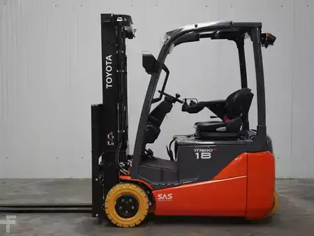 Chariots électriques à 3 roues 2025  Toyota 8FBEK18T (1)