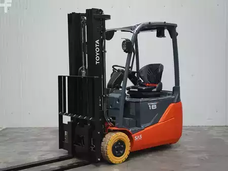 Chariots électriques à 3 roues 2025  Toyota 8FBEK18T (2)