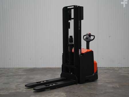 Pinontavaunu 2025  Toyota SWE120 (2)