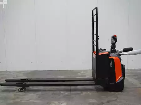 Låglyftare El 2025  Toyota LPE250 (1)